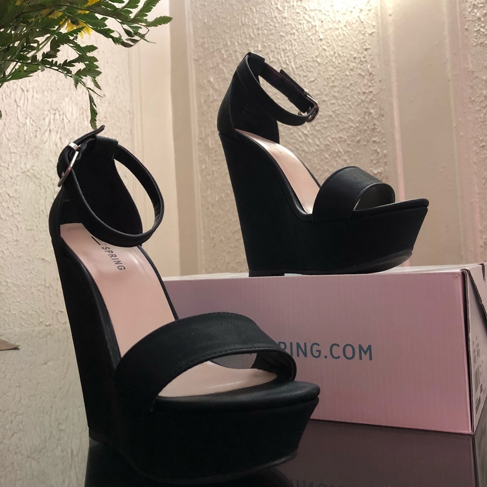 Call it Spring! Black Wedges